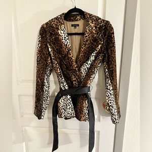 Vintage Saks fifth Avenue leopard print jacket size 4